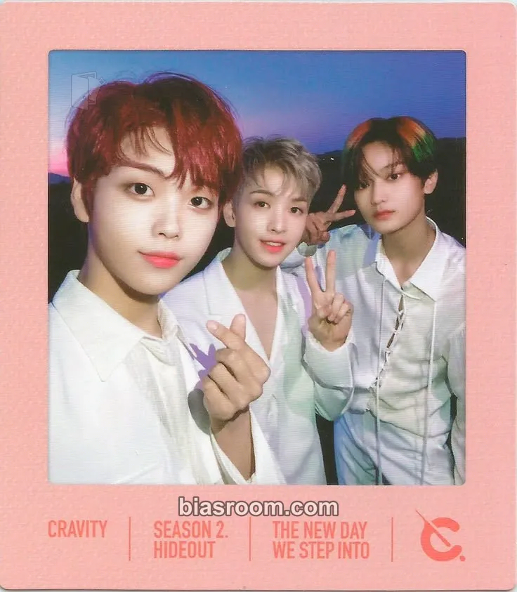 HIDEOUT: THE NEW DAY WE STEP INTO - SEASON 2 Photocard - CRAVITY - CRAVITY K-pop photocard