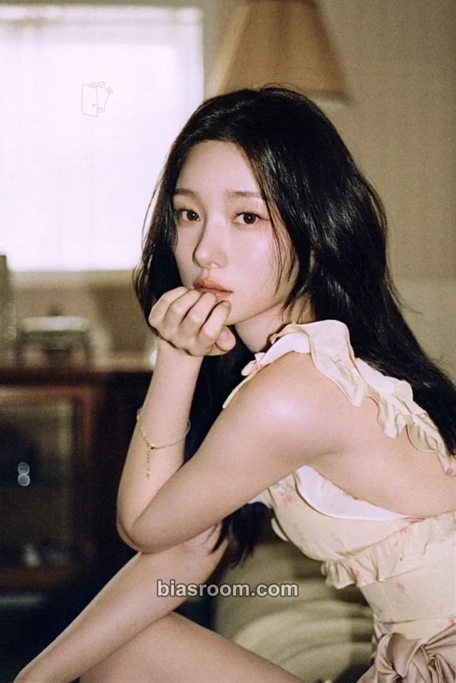 I.O.I - Chaeyeon - LOOP Album album inclusion postcard