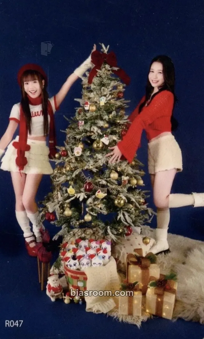2024 ME:ICONIC Sweet Holiday Photocard - ME:I - ME:I K-pop photocard