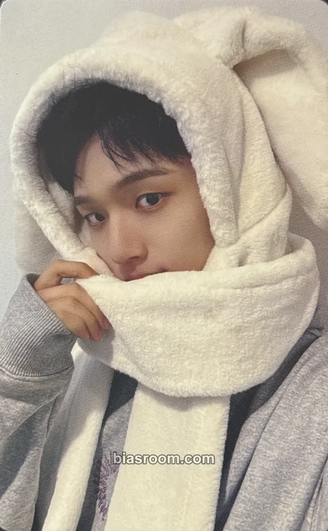TRENDZ - Yechan - Crime Album jump up fansign video call (fancall) 1:1