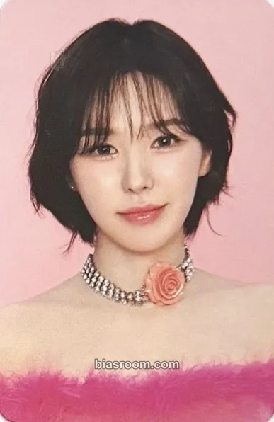 Wendy 2024 Season's Greetings Photocard - Red Velvet - Red Velvet K-pop photocard