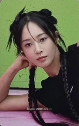 Yuri SMTOWN 2025: THE CULTURE, THE FUTURE Photocard - Girls' Generation - Girls' Generation K-pop photocard