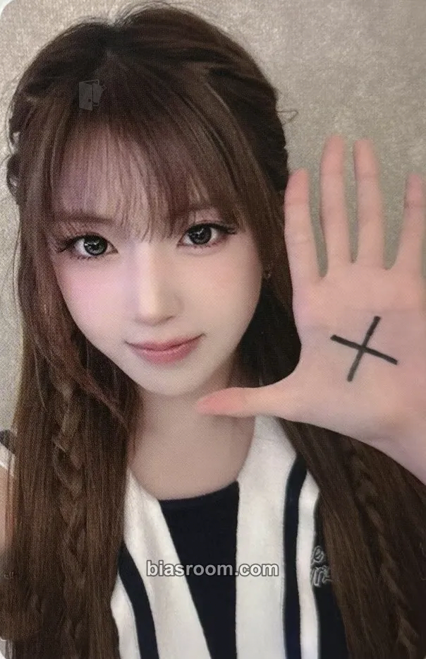 Jiwoo Fe3O4: FORWARD Photocard - NMIXX - NMIXX K-pop photocard