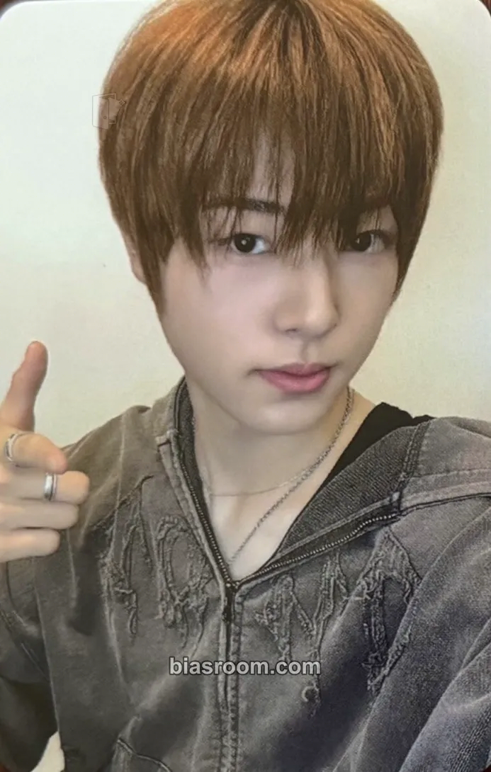 Riwoo RAW AND RAD Photocard - NEWBEAT - NEWBEAT K-pop photocard