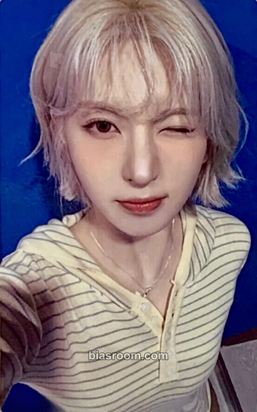 Bae Fe3O4: FORWARD Photocard - NMIXX - NMIXX K-pop photocard