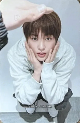 Riwoo RAW AND RAD Photocard - NEWBEAT - NEWBEAT K-pop photocard