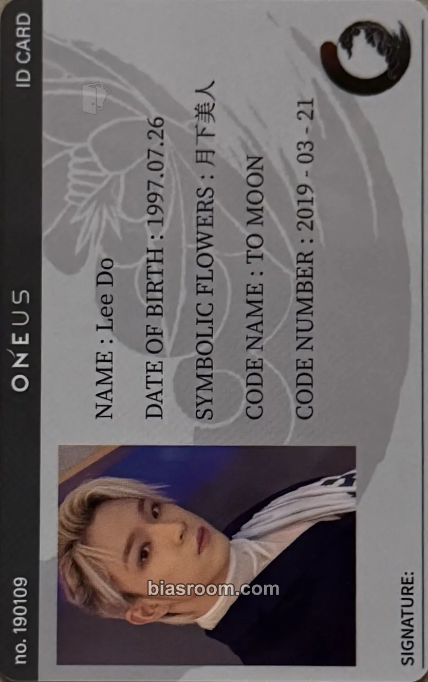 Leedo BLOOD MOON Photocard - ONEUS - ONEUS K-pop photocard