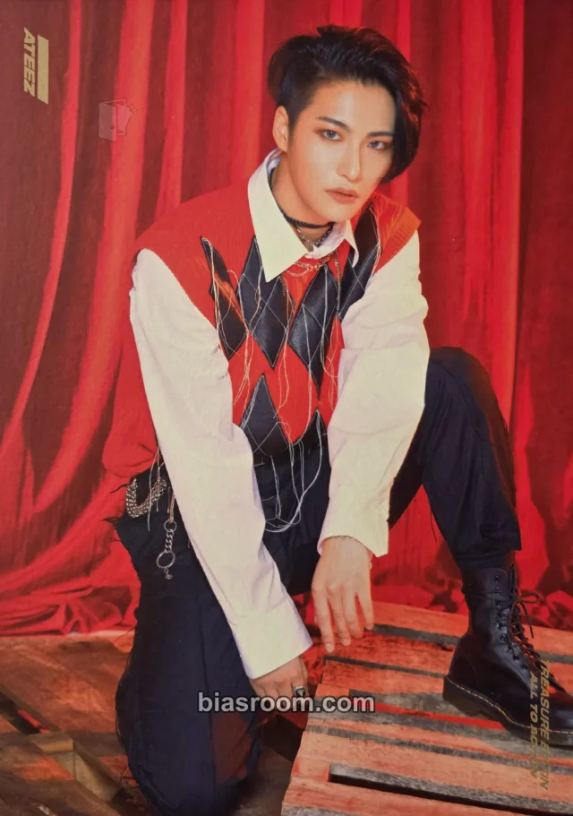 ATEEZ - Seonghwa - TREASURE EP.FIN : All To Action Album album inclusion postcard postcard set A version