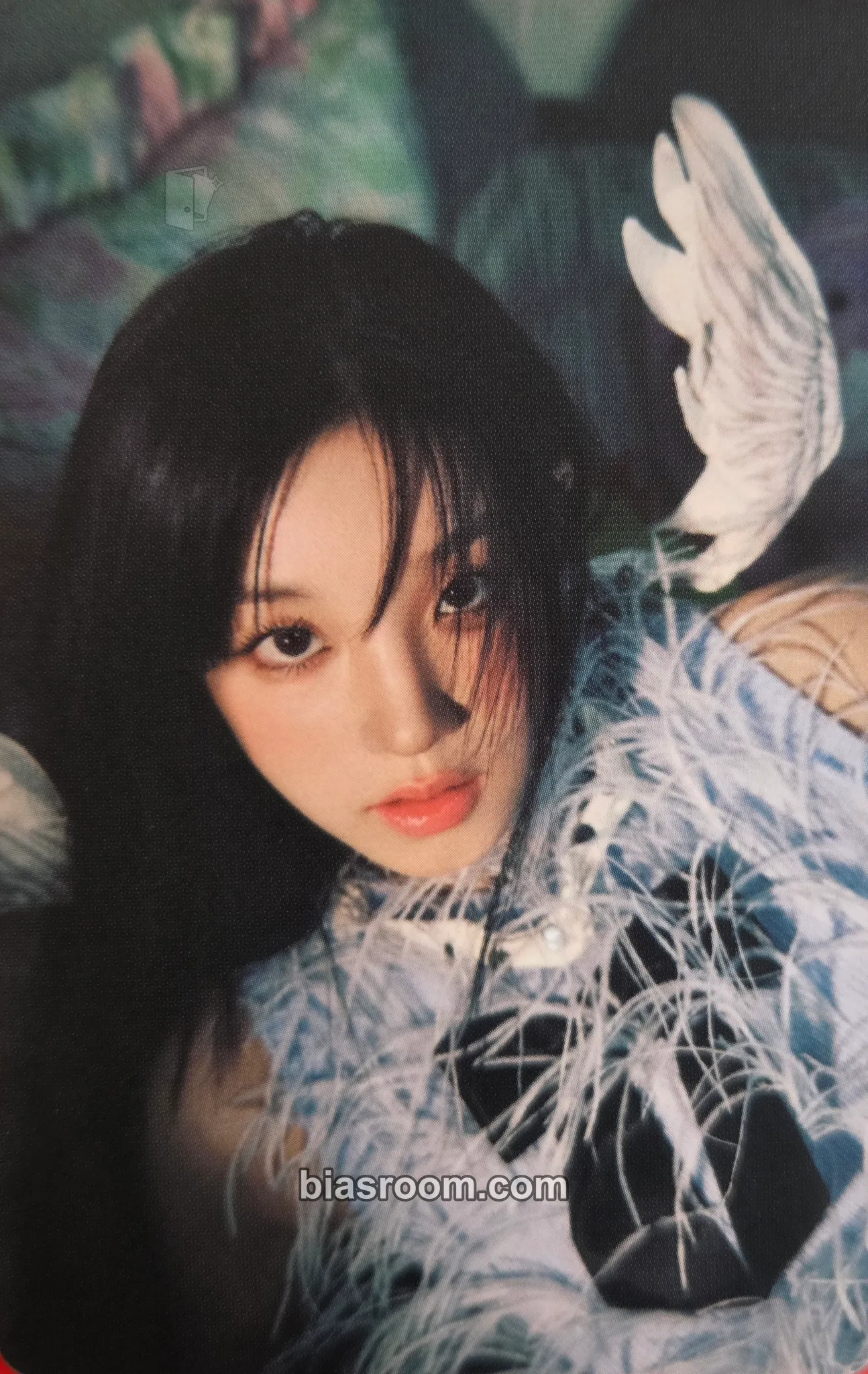 Yuqi Yuqi x Metal Magazine Photocard - i-dle - i-dle K-pop photocard
