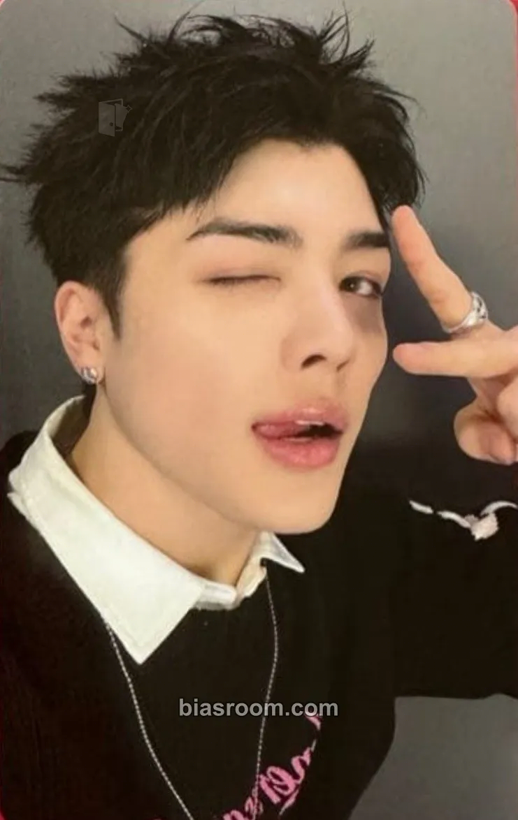 Maki We on Fire Photocard - &TEAM - &TEAM K-pop photocard