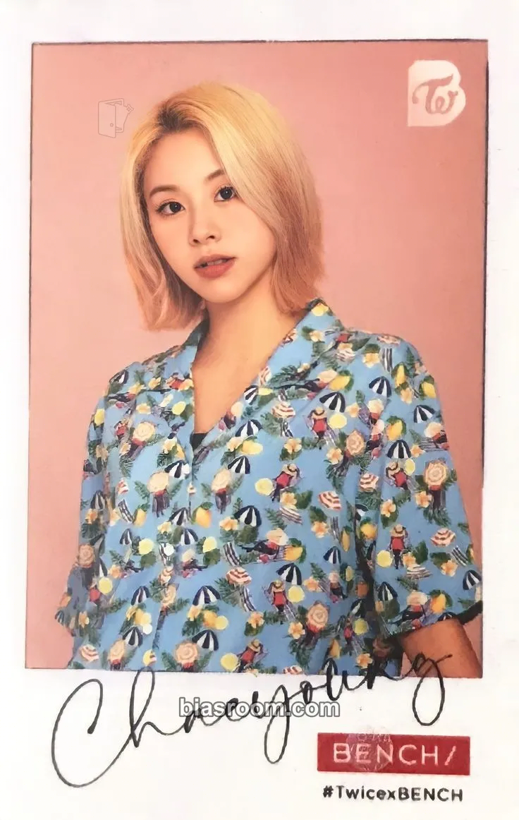 Chaeyoung Twice x Bench Philippines Photocard - TWICE - TWICE K-pop photocard
