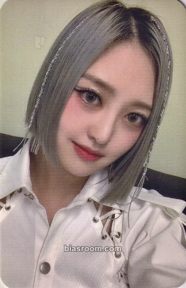 PIXY - Ella (Mirae) - 2021 Official MD Other merch photocard photocard set tin case