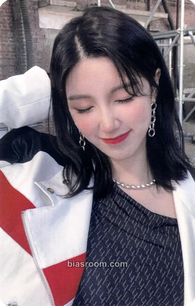 PIXY - Dia - Reborn Album album photocard white version