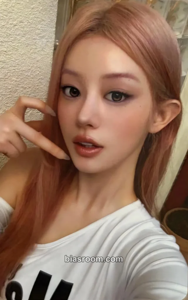 ILLIT - Minju - MAMIHLAPINATAPAI Album lucky draw (LD) osaka
