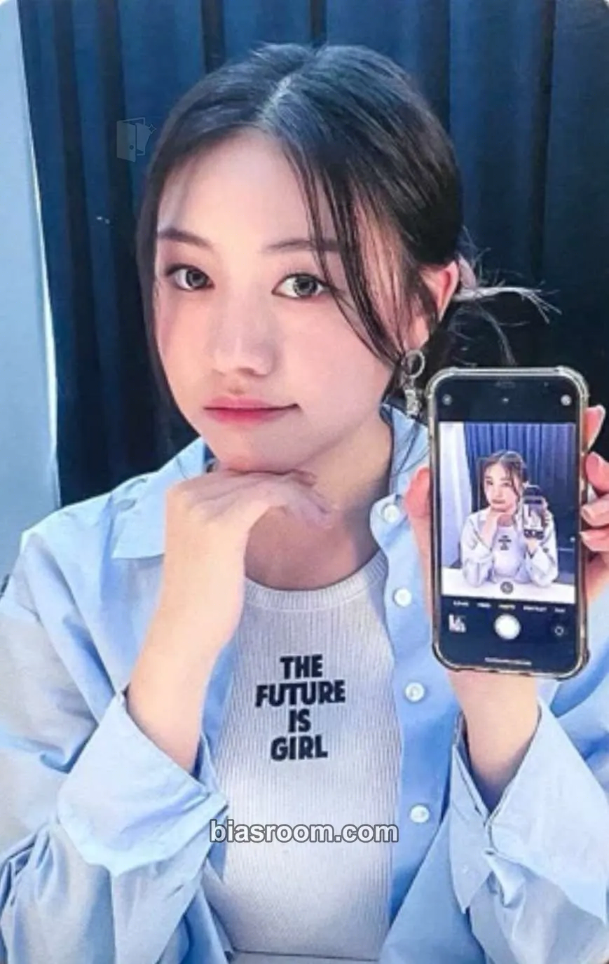 Dahyun Boom Photocard - Rocket Punch - Rocket Punch K-pop photocard
