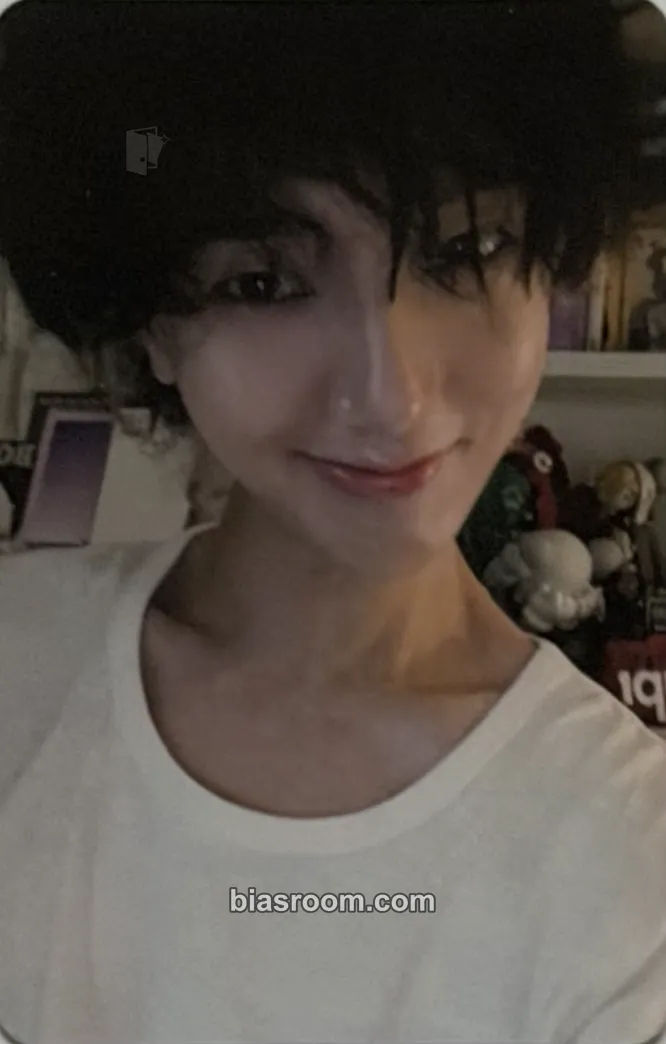 Yesung Sensory Flows (Yesung Solo) Photocard - SUPER JUNIOR - SUPER JUNIOR K-pop photocard