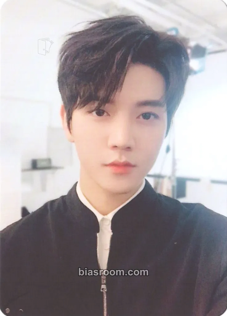 Ren W, Here Photocard - NU'EST - NU'EST K-pop photocard