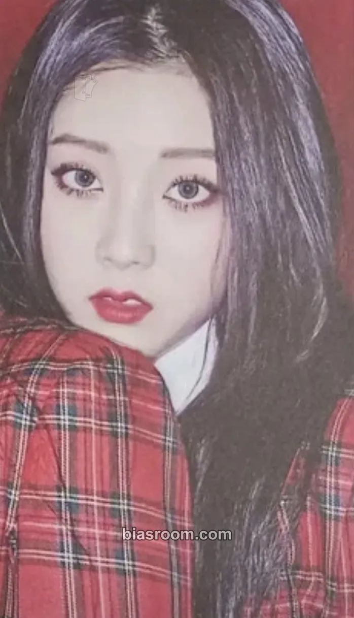 Seungyeon BLACK DRESS Photocard - CLC - CLC K-pop photocard