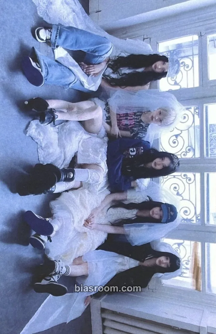 MAMIHLAPINATAPAI Photocard - ILLIT - ILLIT K-pop photocard