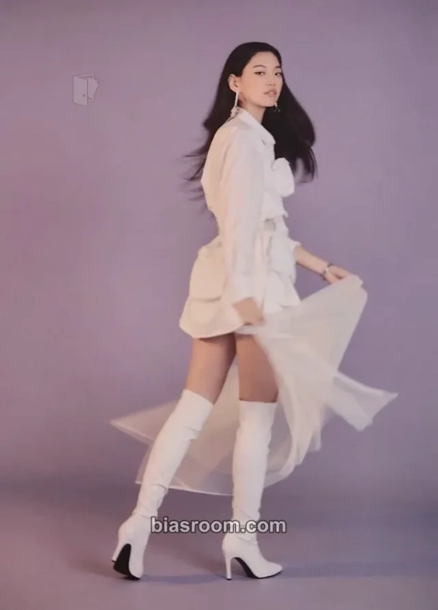 Weki Meki - Kim Doyeon - DAZZLE DAZZLE Album postcard set merch