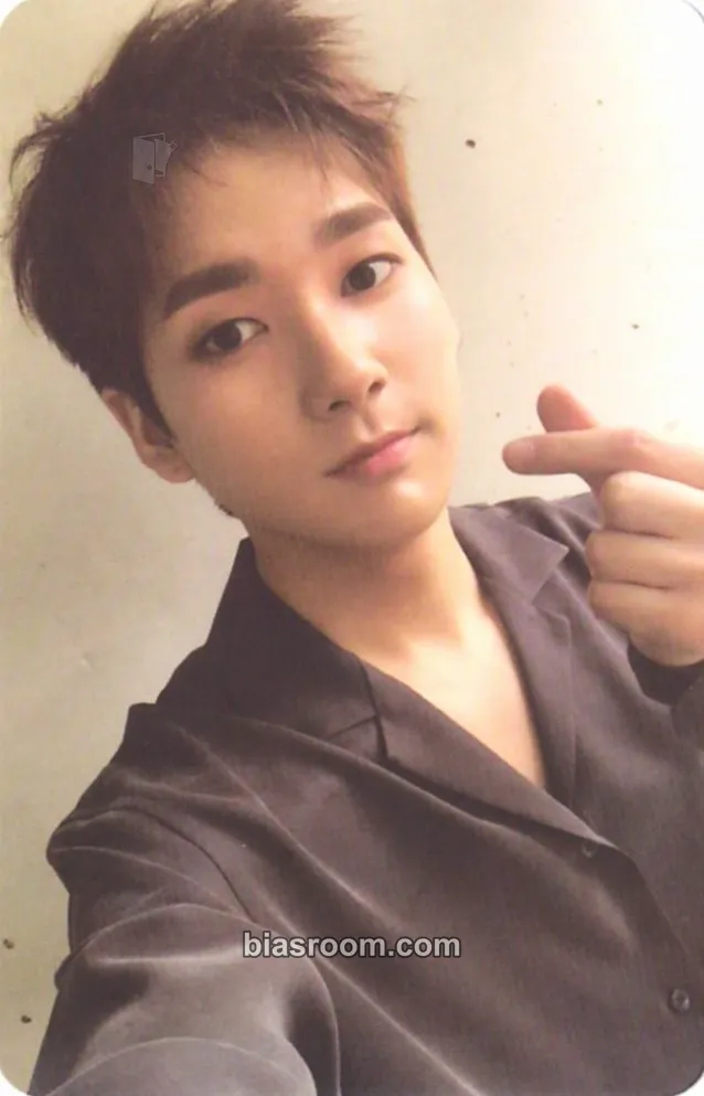 Aron Wake,n Photocard - NU'EST - NU'EST K-pop photocard