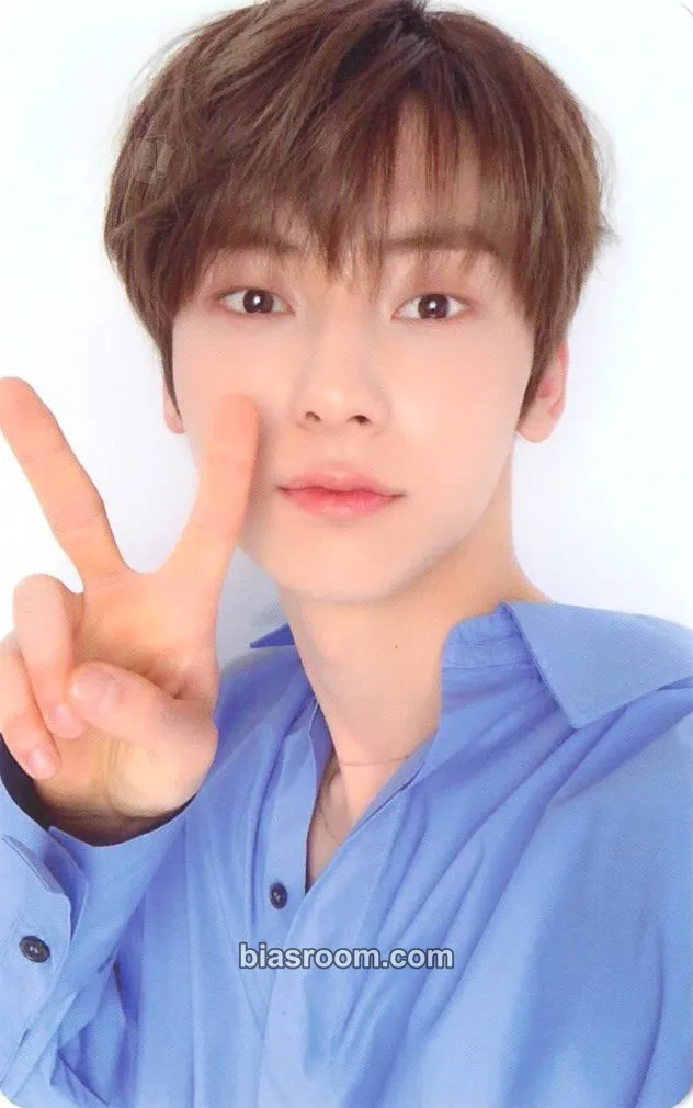 Minhyun 2019 Season's Greetings Photocard - NU'EST - NU'EST K-pop photocard