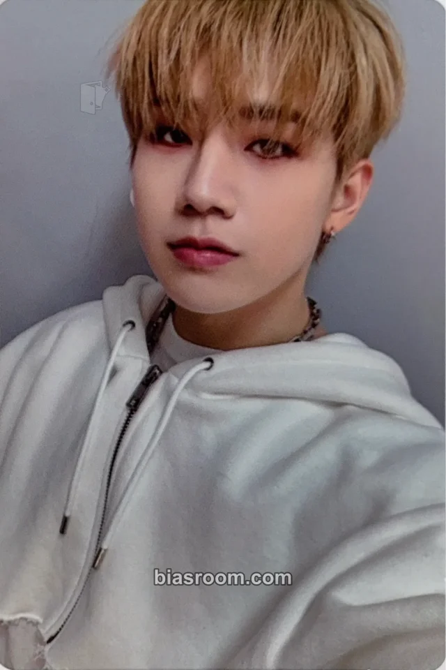 TAN - Changsun - 3TAN (WORLD Ver.) Album album photocard B version