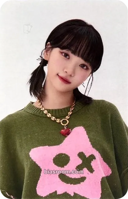 Kim Chaewon HyeMiLeeYeChaePa (HMLYCP) | Kim Chaewon Photocard - LE SSERAFIM - LE SSERAFIM K-pop photocard