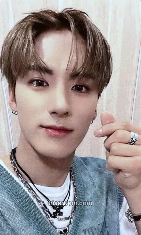 Eric Kcon Japan 2023 Photocard - THE BOYZ - THE BOYZ K-pop photocard