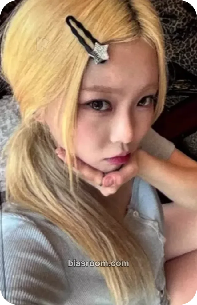 ICHILLIN’ - Jackie - Wild Cherry Album video call (fancall)