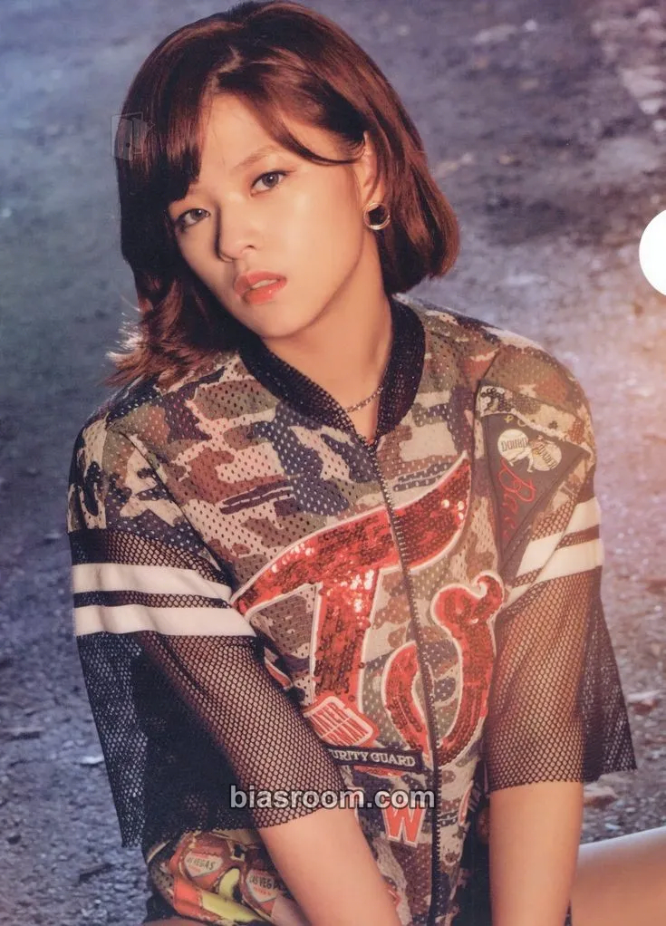 Jeongyeon ONCE Begins (2nd Anniversary) Photocard - TWICE - TWICE K-pop photocard