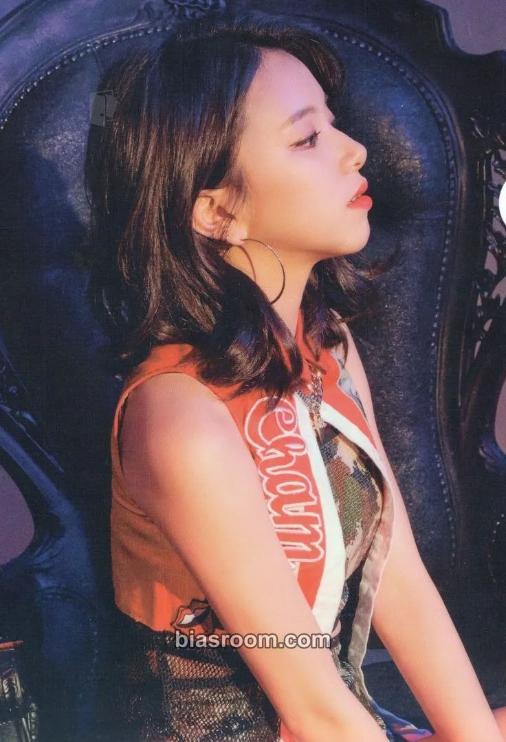 Chaeyoung ONCE Begins (2nd Anniversary) Photocard - TWICE - TWICE K-pop photocard