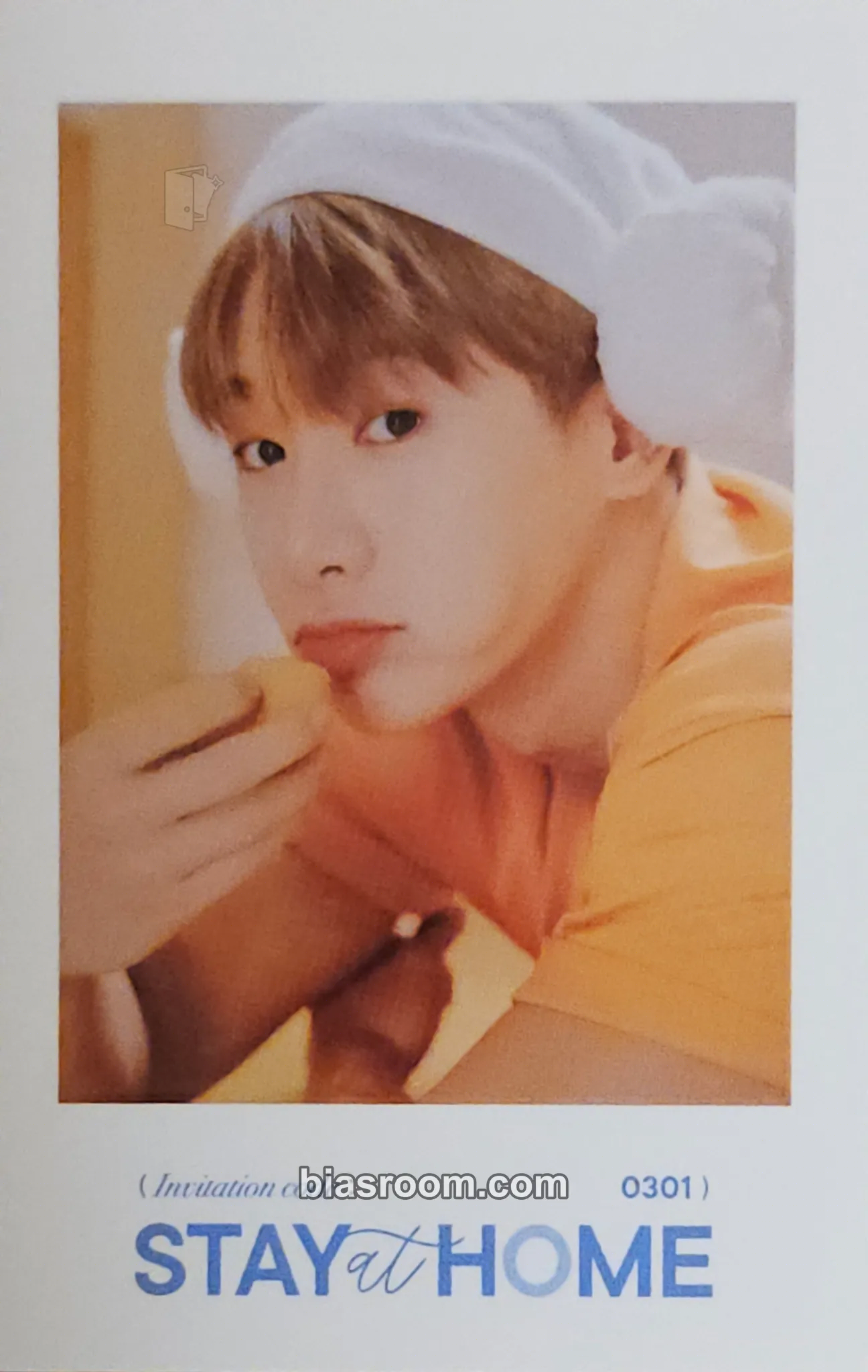 Wonho 2021 Season's Greetings - Stay at Home Photocard - Wonho K-pop photocard