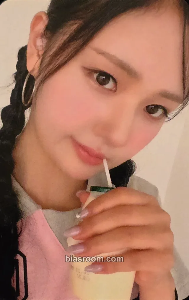 Candy Shop - Julia - Girls don’t cry Album everline fansign round 1