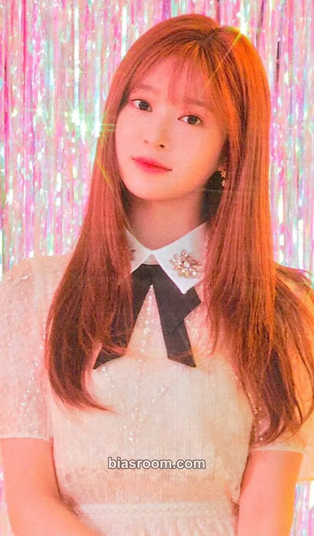 IZ*ONE - Minju - EYES ON ME Event slogan banner seoul purchase benefit photocard set
