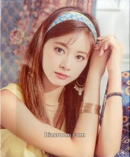 Tzuyu 1st Arena Tour 2018 ‘BDZ’ Photocard - TWICE - TWICE K-pop photocard