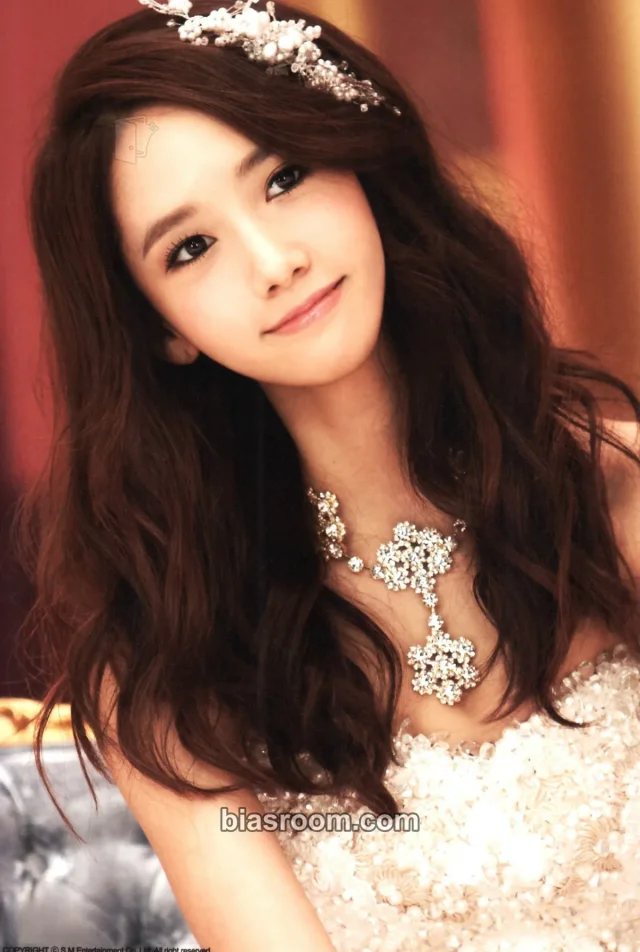 Girls' Generation - Yoona - Mr.Mr. Album A version large photocard pop-up store EverySing