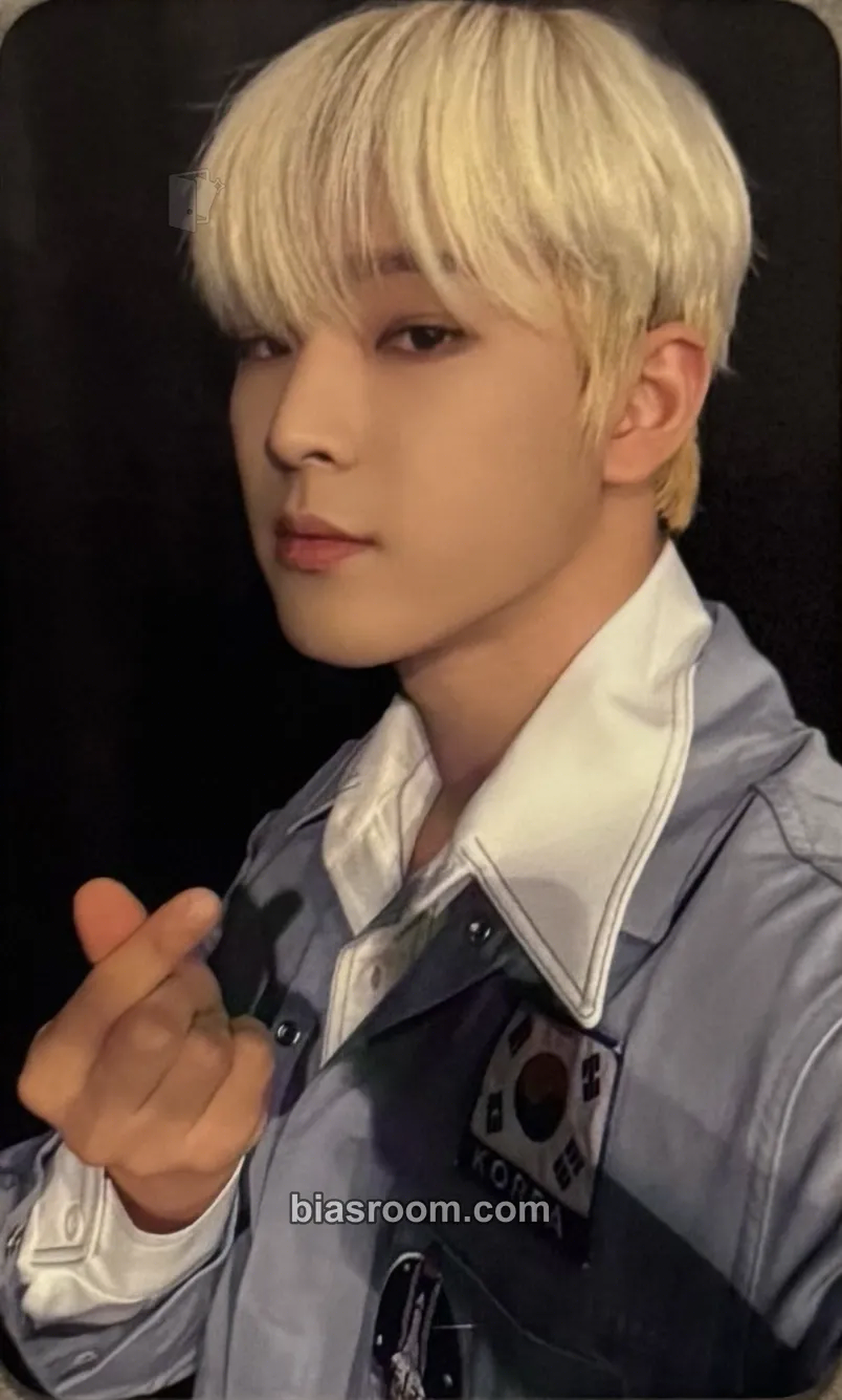 Leedo BLOOD MOON Photocard - ONEUS - ONEUS K-pop photocard