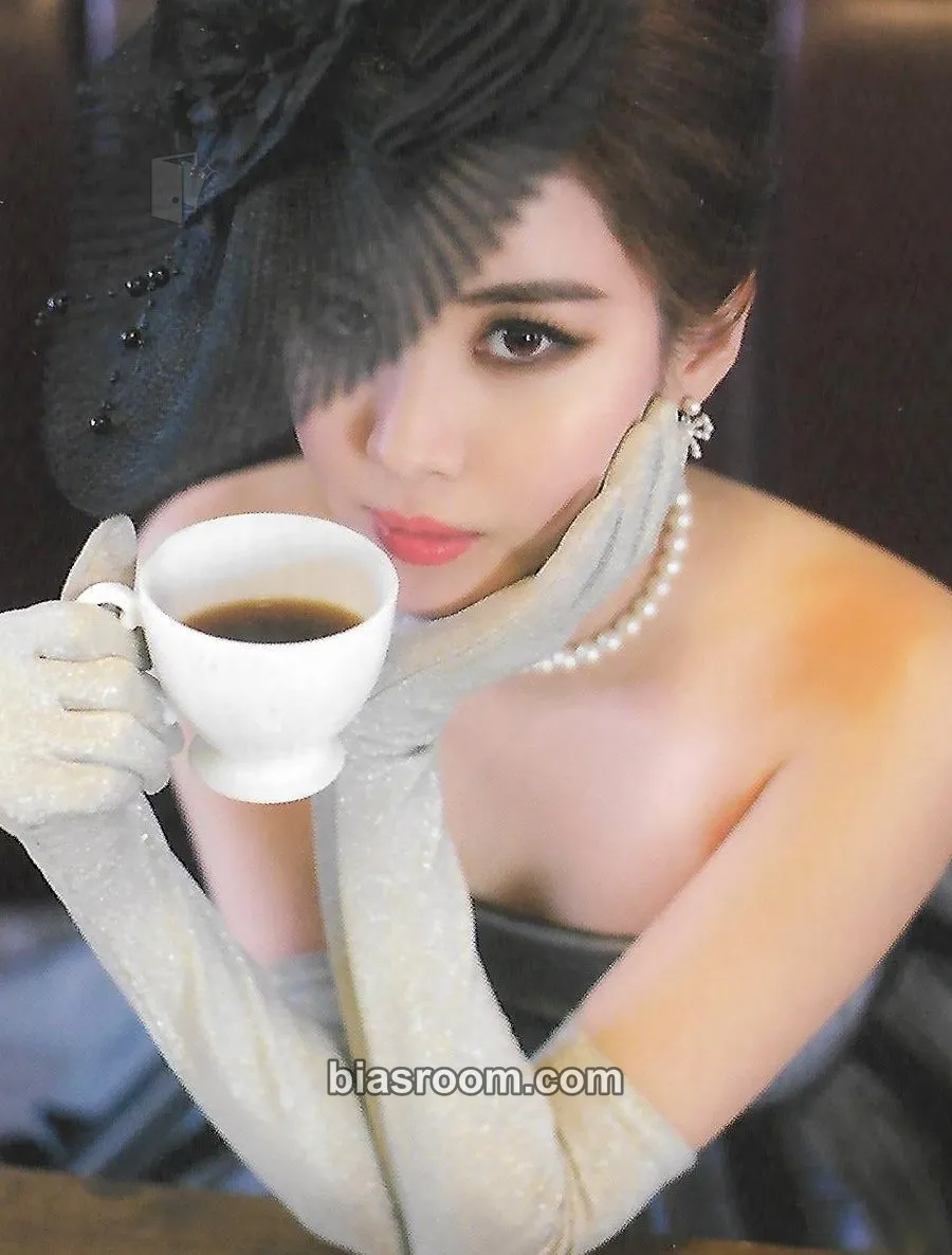 Seohyun THE AGIT - Love, Still (Seohyun) Photocard - Girls' Generation - Girls' Generation K-pop photocard