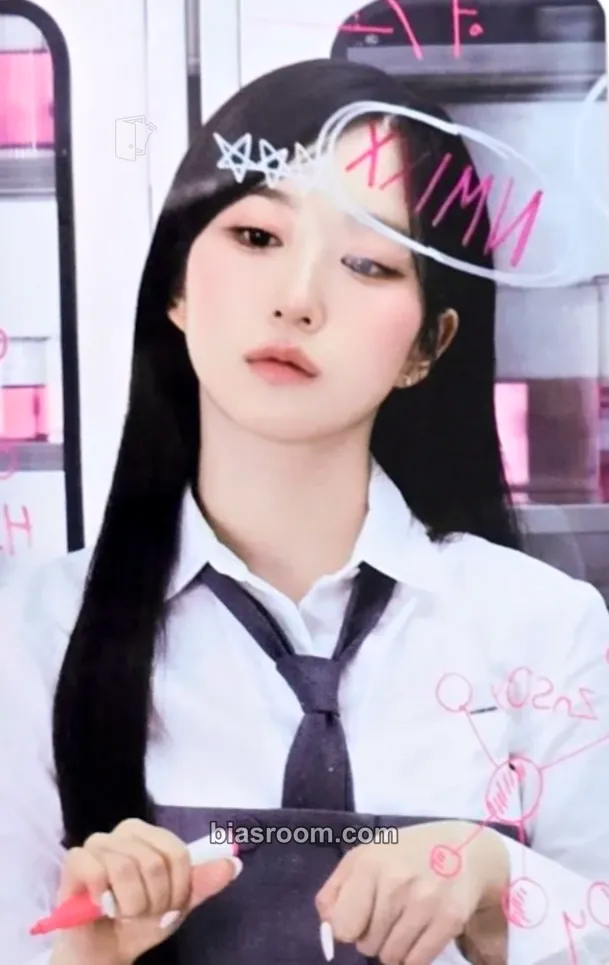 Haewon NMIXX CHANGE UP : MIXX LAB Photocard - NMIXX - NMIXX K-pop photocard