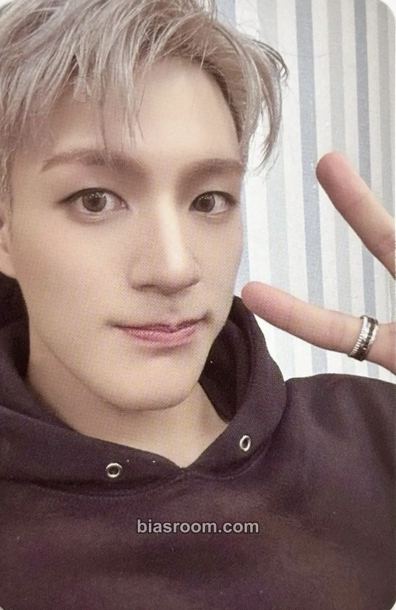 Jeno Go Back to the Future Photocard - NCT DREAM - NCT DREAM K-pop photocard