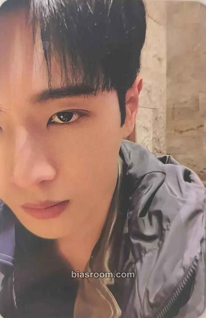 Wenhan Yuehua Entertainment Collector Cards Photocard - UNIQ - UNIQ K-pop photocard