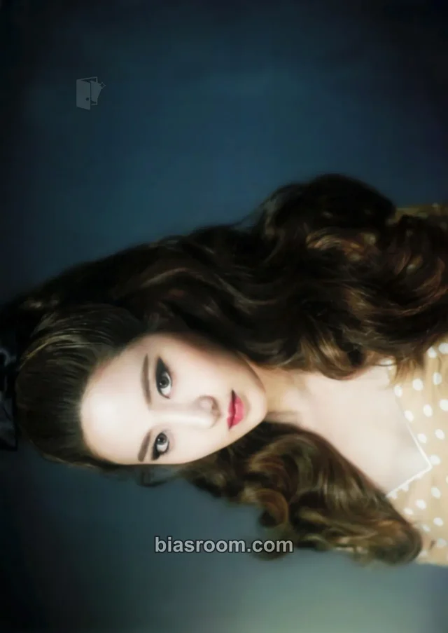 Girls' Generation - Yuri - Lion Heart Album postcard set