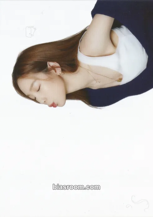 Taeyeon ‘s…Taeyeon Concert Photocard - Taeyeon K-pop photocard