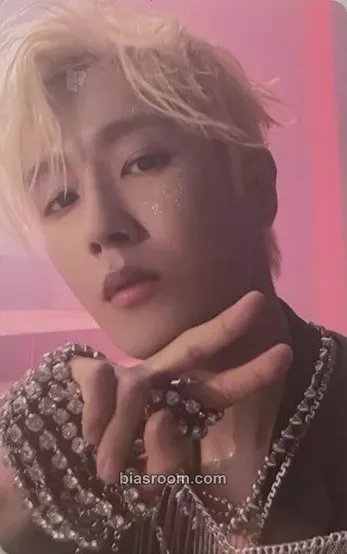 Wenhan Li Wenhan 2nd EP <Falling Off> Photocard - UNIQ - UNIQ K-pop photocard