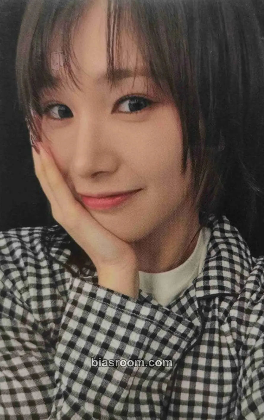 Mia ZOMBIE Photocard - EVERGLOW - EVERGLOW K-pop photocard