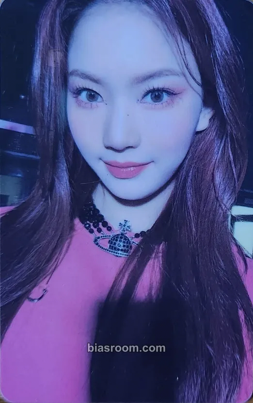 Isa Teddy Bear Photocard - STAYC - STAYC K-pop photocard