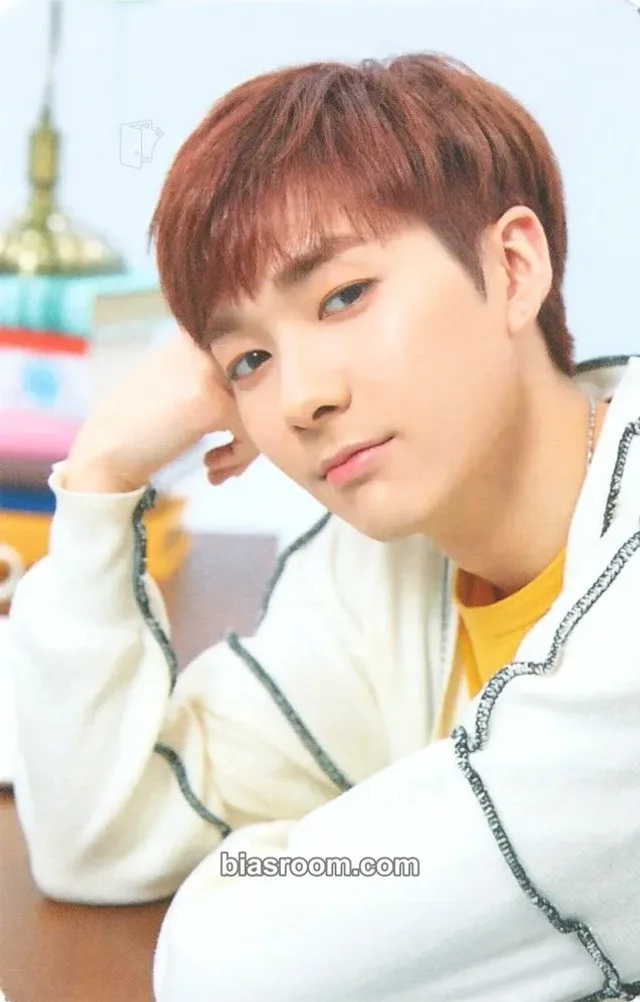 NU’EST - Aron - Spoonz X NU'EST Other brand collaboration trading card set