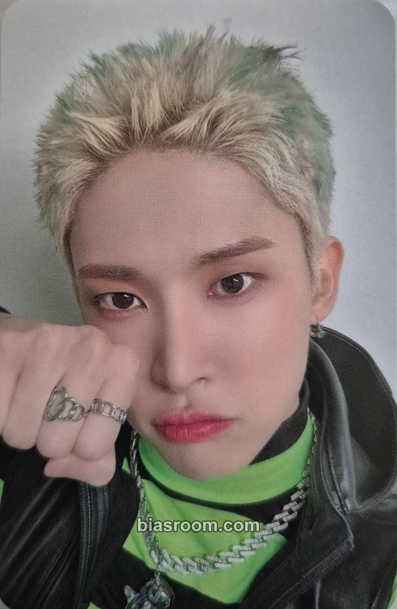 Leon Chameleon Photocard - TRENDZ - TRENDZ K-pop photocard
