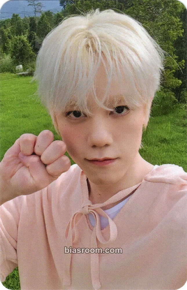 Hun 2026 Season's Greetings - Re : Member Photocard - N.Flying - N.Flying K-pop photocard